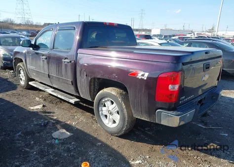 2008 Chevrolet Silverado 1500 Lt2 z USA, uszkodzony, nr VIN 2GCEK133581277187